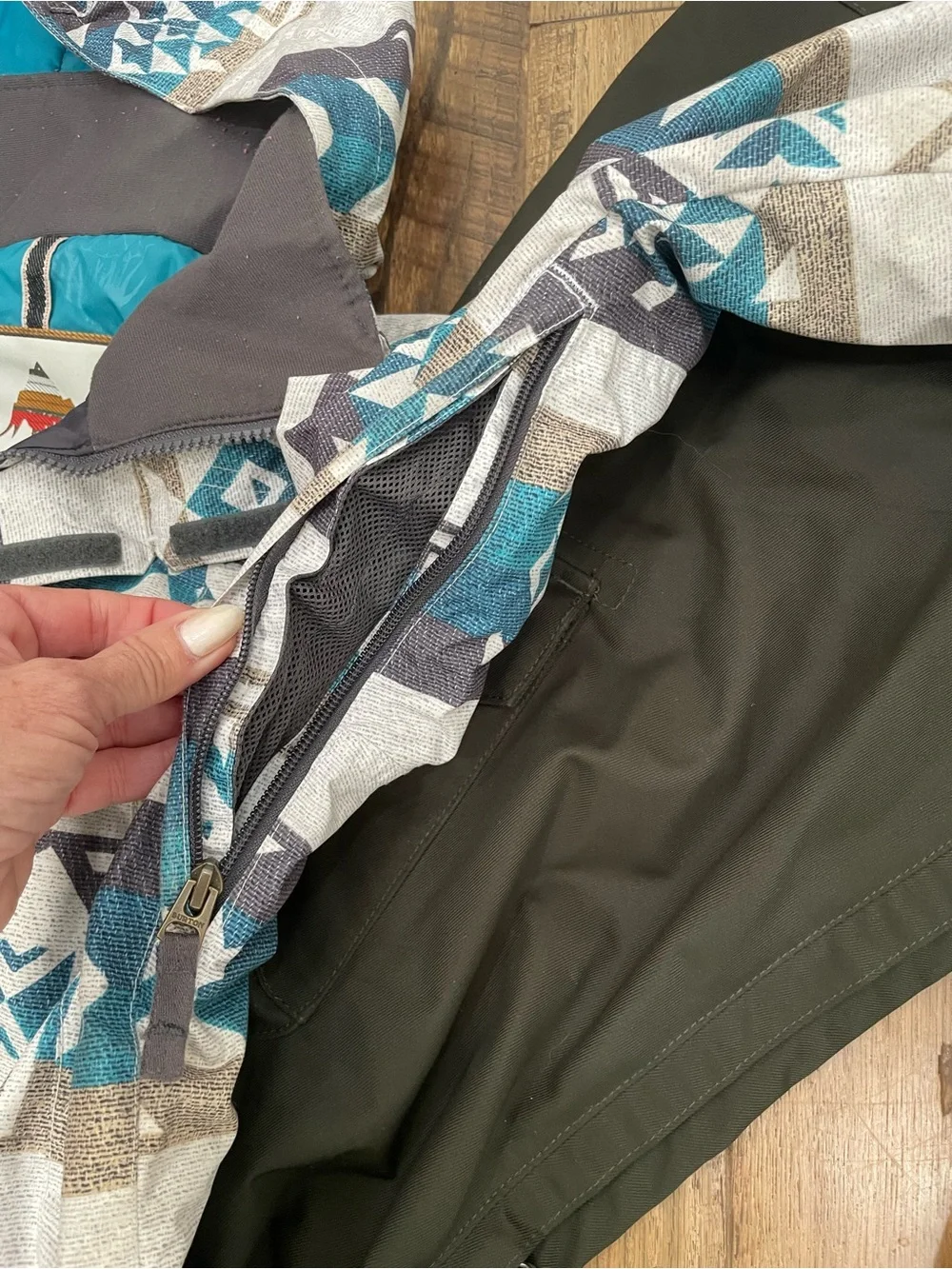 Burton SET Snowboard ski coat jacket pants Wm S